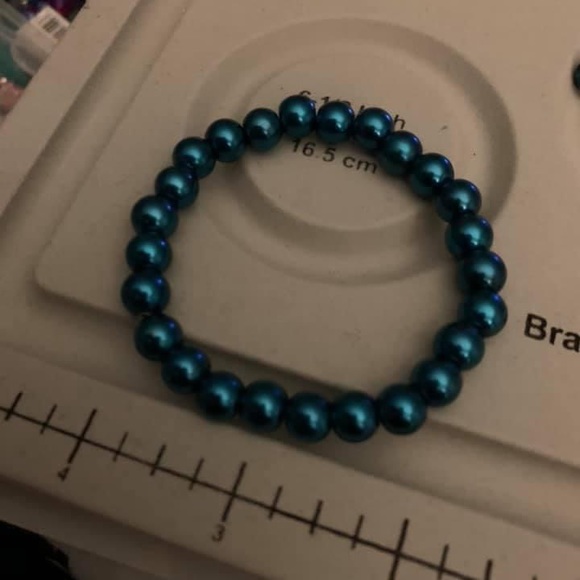 Bracelets - Picture 2 of 2